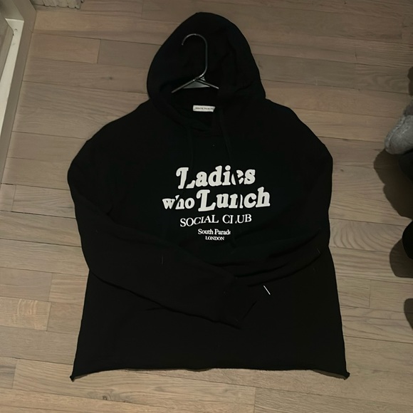 South parade black hoodie - Picture 2 of 5